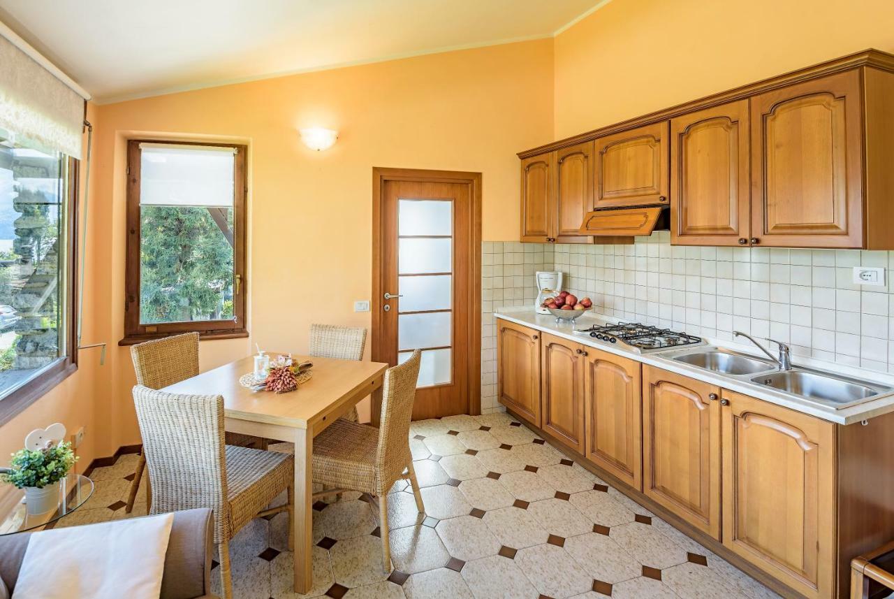 Ferienwohnung Casa Cinzia Gravedona Exterior foto